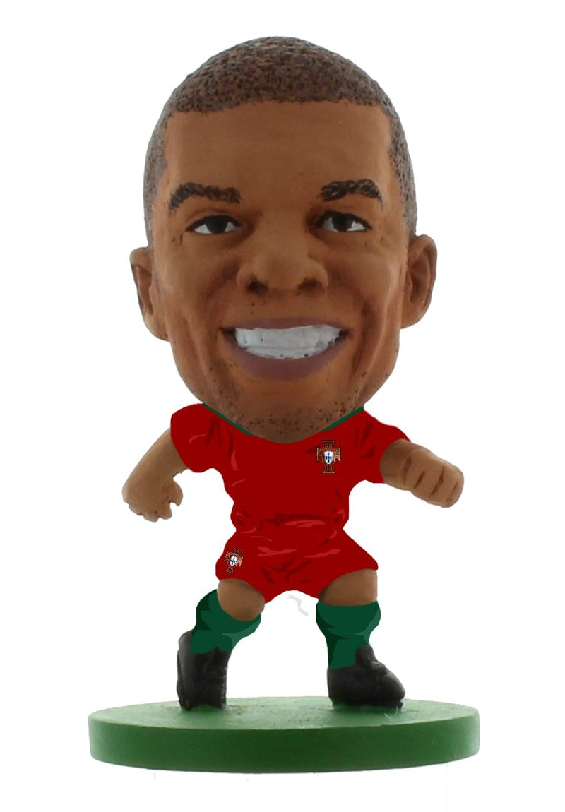SoccerStarz Portugal Kleper Laveran (Pepe) Home Kit /Figures