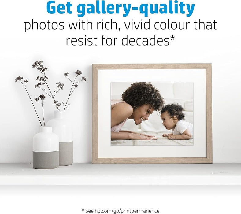 HP Premium Plus Glossy Photo Paper-20 sht/ A4(210 x 297mm), 300gsm, White