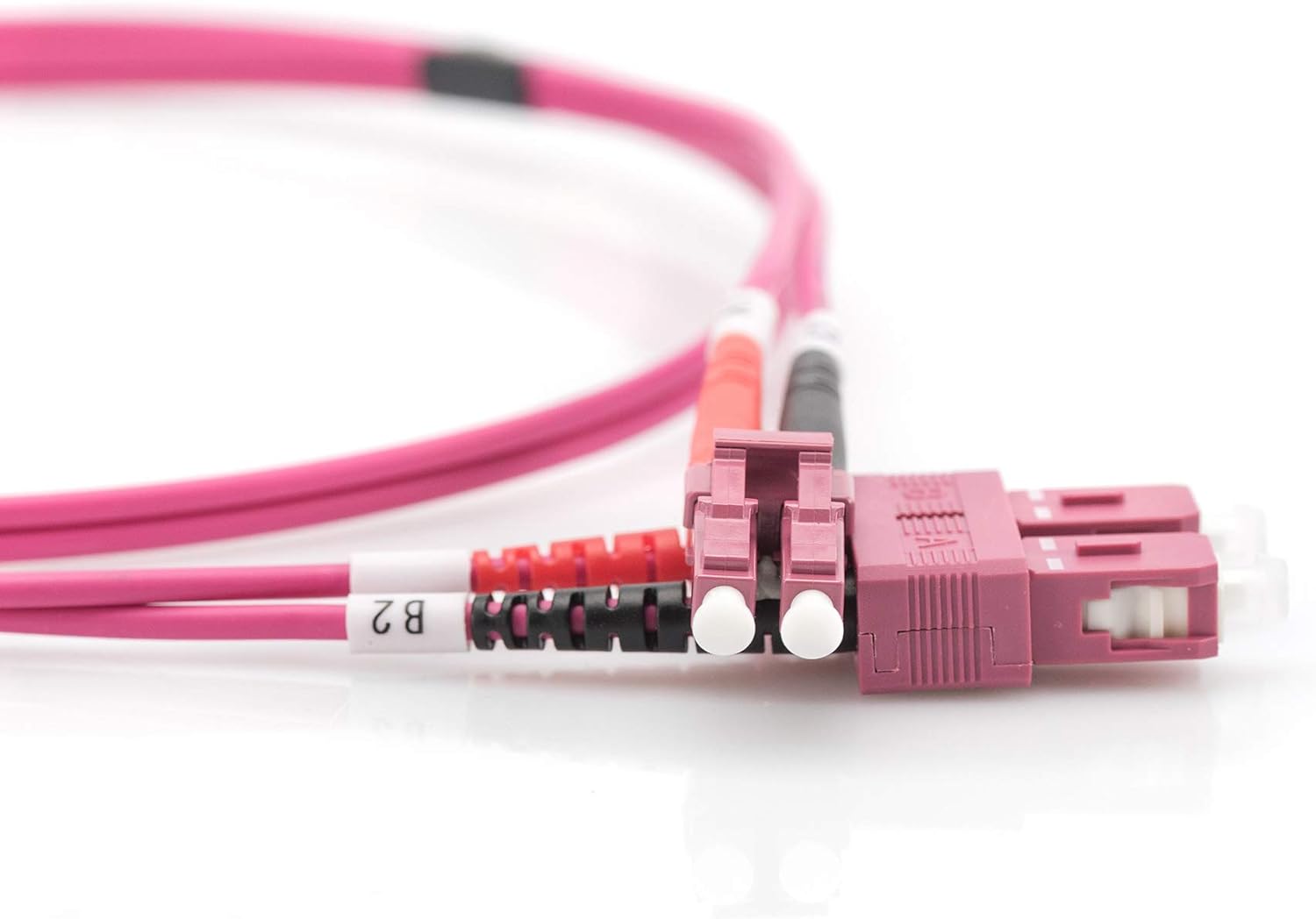 DIGITUS DK-2532-02-4 – Glasfaserkabel OM4 – 2 m – LC zu SC – Duplex LWL Kabel – 1/10/40/100 Gbit/s – MM Multimode Glasfaser LAN Kabel – Fasertyp: 50/125 µ – Violett (Violet