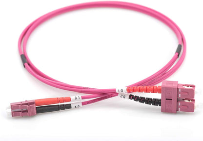 DIGITUS DK-2532-02-4 – Glasfaserkabel OM4 – 2 m – LC zu SC – Duplex LWL Kabel – 1/10/40/100 Gbit/s – MM Multimode Glasfaser LAN Kabel – Fasertyp: 50/125 µ – Violett (Violet
