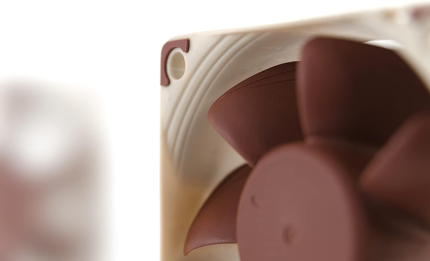 Noctua NF-A6x25 FLX, Premium Quiet Fan, 3-Pin (60mm, Brown