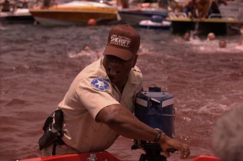 Piranha (DVD) 2010 Min: 85DD5.1WS