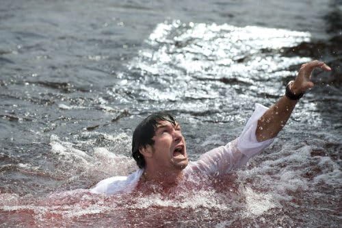 Piranha (DVD) 2010 Min: 85DD5.1WS