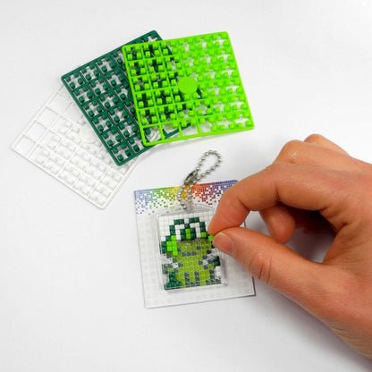 Pracht Creatives Hobby P90035-63501 Fantasie Pixel Fun Craft Kit 15-Create 4 Lockets Keyrings, Boys and Girls, Ideal as a Small Gift, Bag, Children's Birthday Party, Colourful