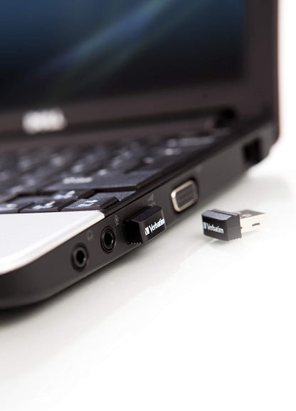 Verbatim Store 'n' Stay Nano USB-Stick 32GB, USB 2.0, USB Speicherstick mini, für Laptop Notebook Ultrabook TV Autoradio, USB Nano Stick, USB Stick kurz, schwarz