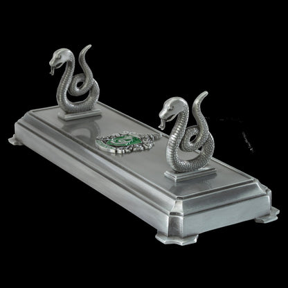 The Noble Collection Harry Potter Slytherin Wand Stand - 8in (20cm) Silver-Coloured Individual Wand Stand - Harry Potter Film Set Movie Props Wands - Gifts for Family, Friends & Harry Potter Fans