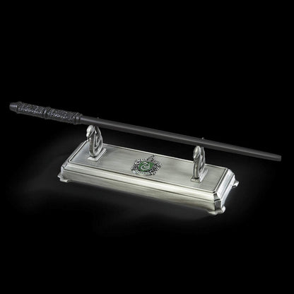 The Noble Collection Harry Potter Slytherin Wand Stand - 8in (20cm) Silver-Coloured Individual Wand Stand - Harry Potter Film Set Movie Props Wands - Gifts for Family, Friends & Harry Potter Fans