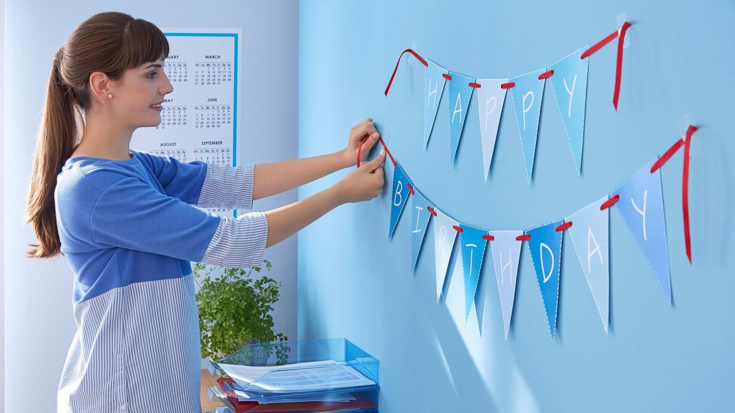tesa tesafilm transparent - Transparentes Klebeband mit starker Haftung - alterungsbeständig und reißfest - 33 m x 19 mm - 8er Pack