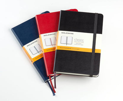 Moleskine Classic Ruled Paper Notebook, Hard Cover and Elastic Closure Journal, Color Black, Size Medium 11.5 x 18 cm, 208 Pages