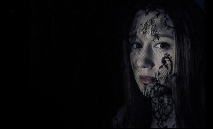 American Horror Story  (English audio. English subtitles