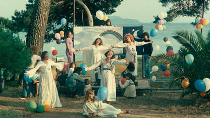 One Sings, The Other Doesn't (The Criterion Collection