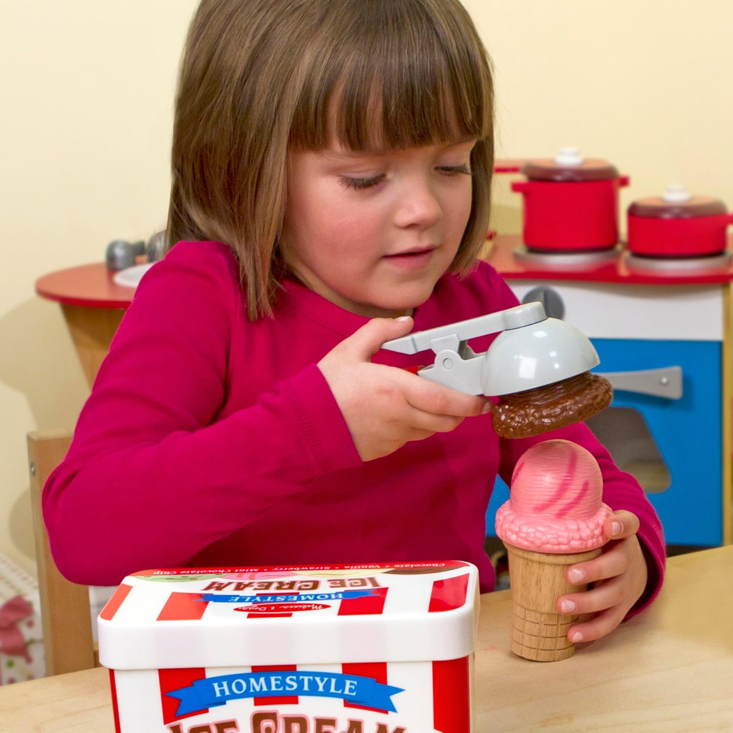 Melissa & Doug Magnetische speelset met ijshoorntjes om te scheppen en stapelen | Houten speelgoed | Speelgoedeten | 10 speelstukjes | IJs speelgoed voor kinderen | 3+ | Cadeau voor jongens en meisjes