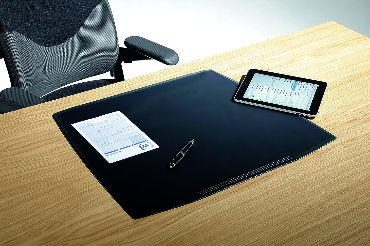 Durable Desk/Work Pad with Transparent Overlay, Trapezoidal Shape, 26-3/4"" x 20-3/4"", Black (720101)" Trapezoid 26-3/4" x 20-3/4" Black