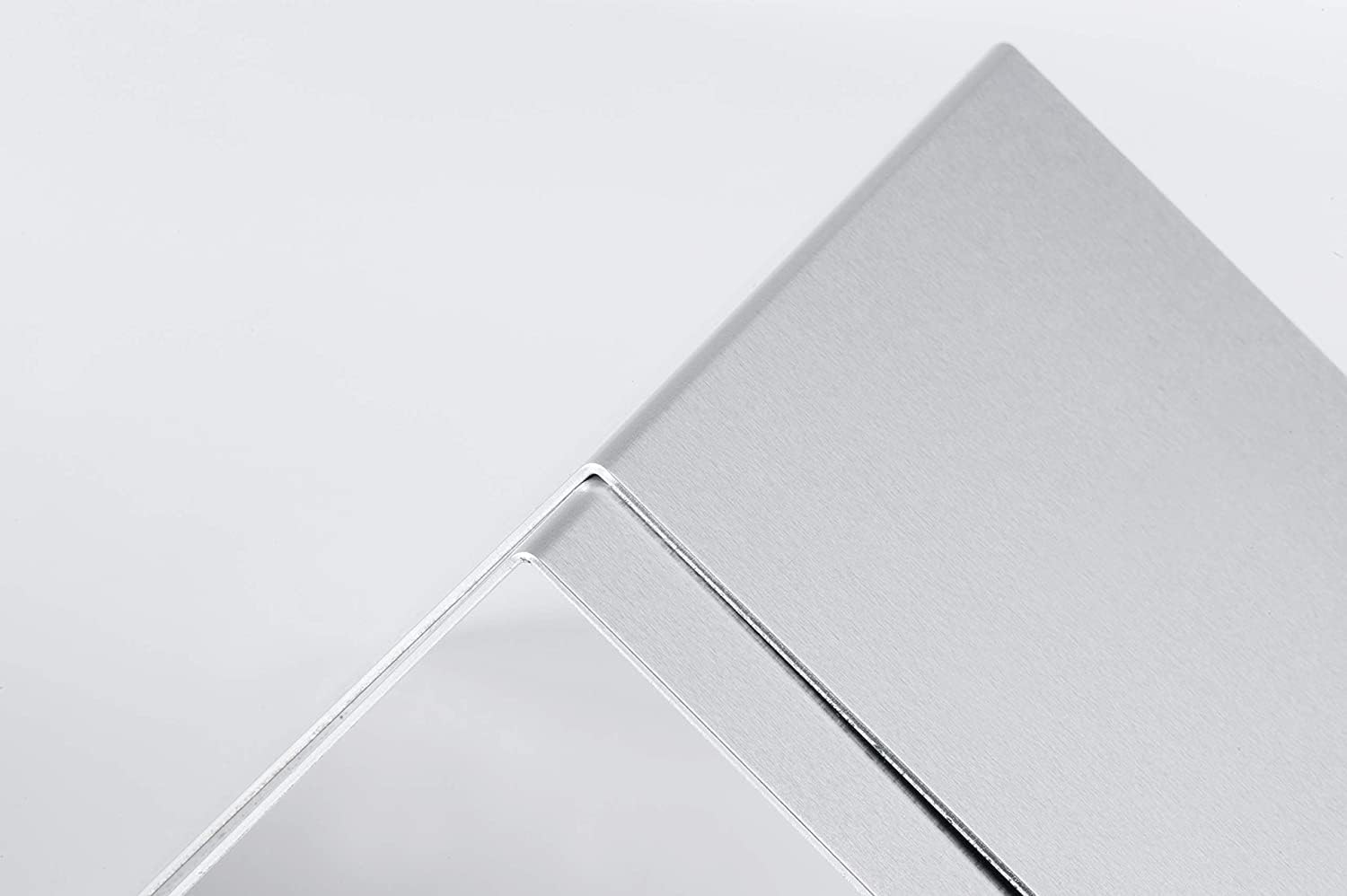 MAUL Buchstütze aus Aluminium (2er Pack) 12x12x17,5cm | Bücherhalter, Organizer für Kinder, Bücher, Büro, Regal | Bücherstütze im stilvollen Aluminium Design, möbelschonender Buchhalter | Silber
