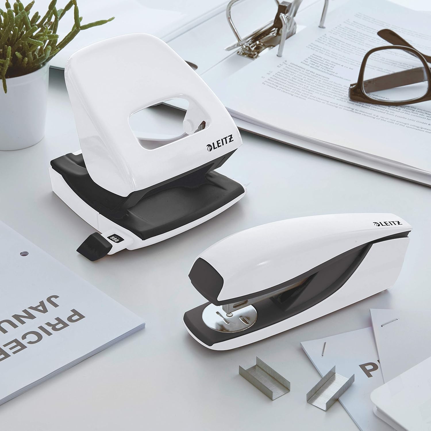 Leitz Hole Punch, 30 Sheets, Guide Bar with Format Markings, Metal, WOW Range, 50081001 - Pearl