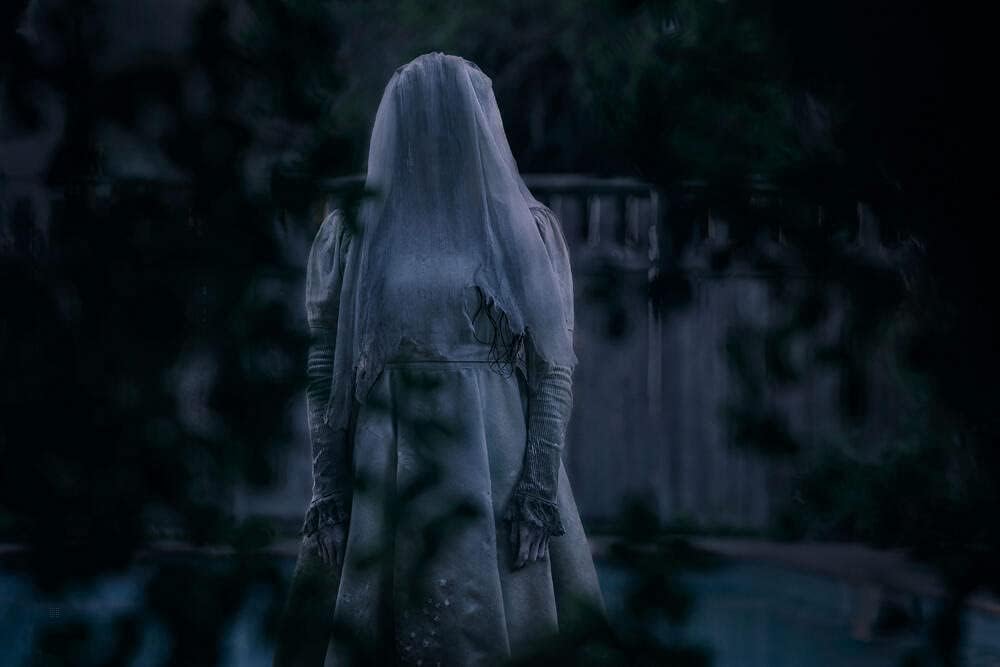 La Malediction De La Dame Blanche