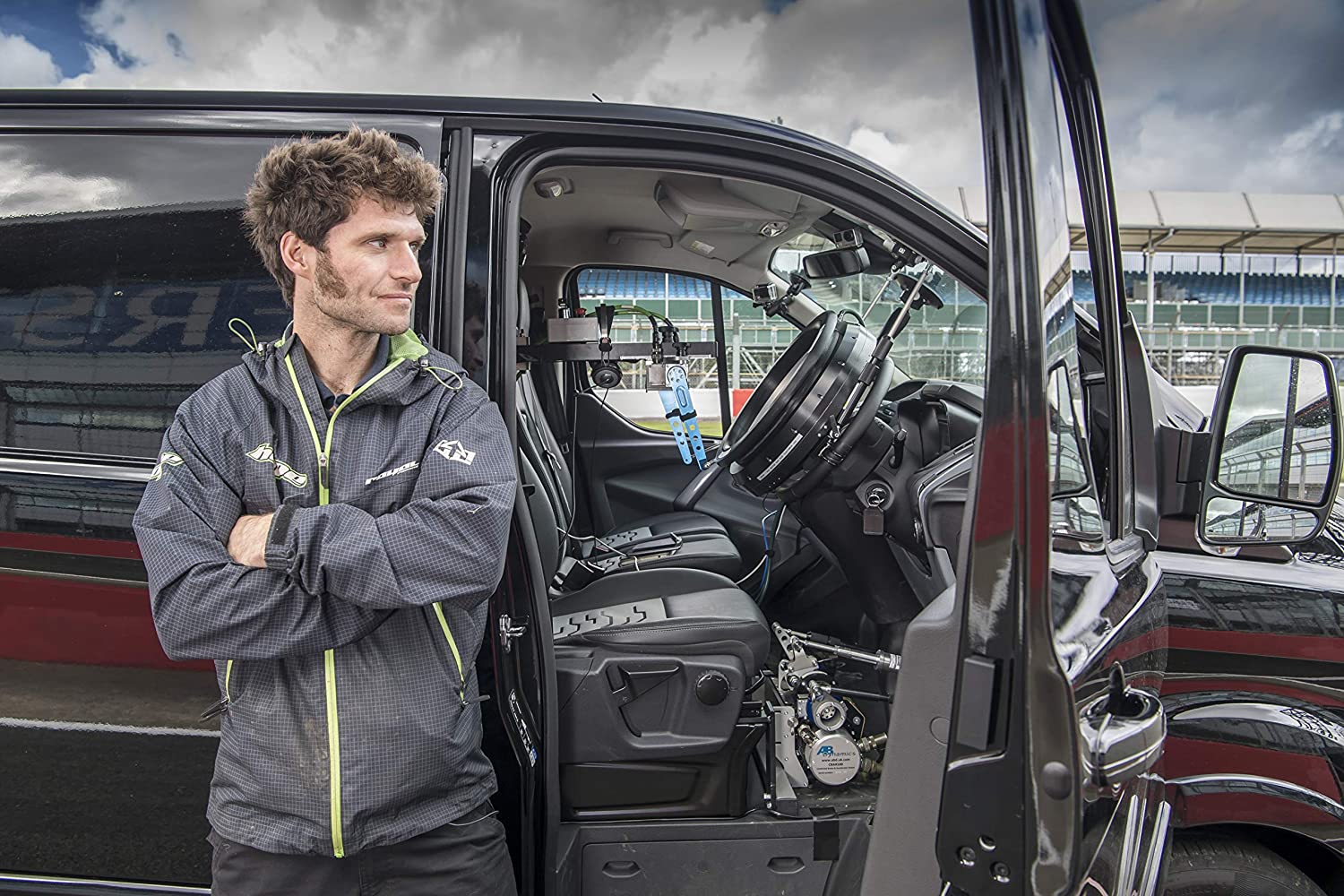 Guy Martin's The World's Fastest Van? & Robot Car