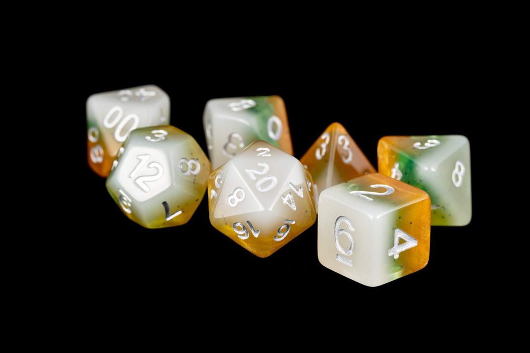 Metallic Dice Games 7-Set: 16mm: Fruit Kiwi/wh
