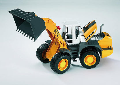 Liebherr L574 Articulated Road Loader