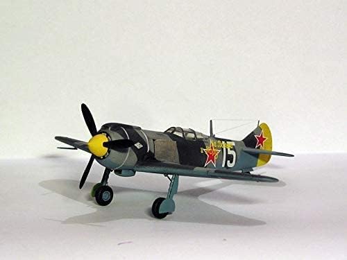 Zvezda - Z7203 - Model Aeroplane - Lavochkin LA5-1:72 Scale