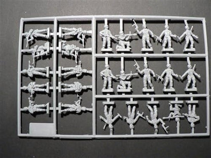 The Hobby Company Italeri 510006045 – 1:72 2nd WW German Paratroopers
