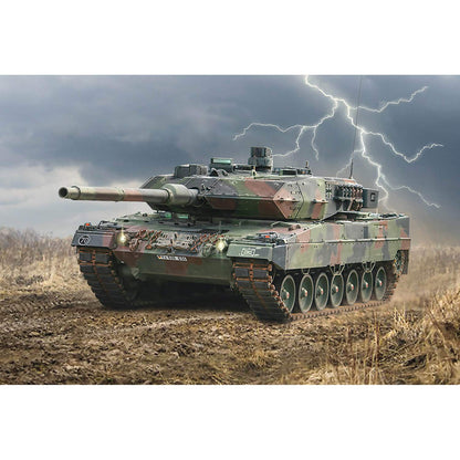 Italeri- Leopard 2A6 Italia 6567S-1:35 2A6-Juego de construcción de maquetas, fabricación de Modelos, Manualidades, aficiones, Pegar, Kit de plástico, Color Plateado, zzzz-s (6567S