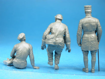 MiniArt 1:35 Scale French Tank Crew Plastic Model Kit