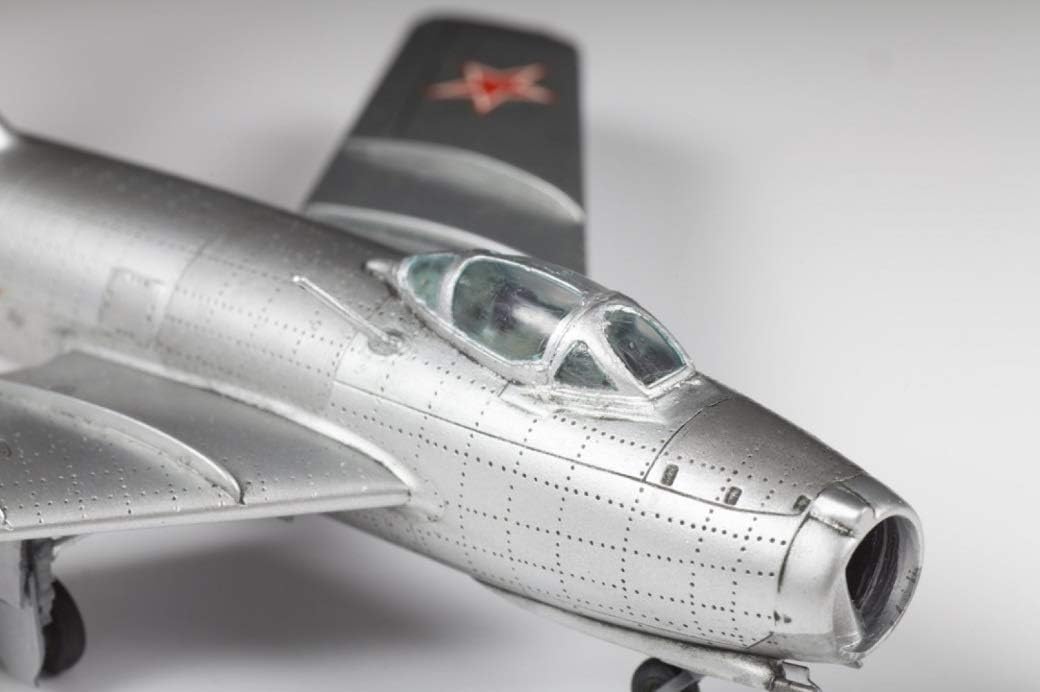 Zvezda 500787317 500787317-1:72 MIG-15 Bassoon Plastic Model Kit Assembly Kit for Beginners Detailed Silver