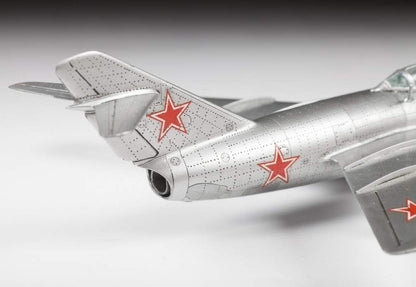 Zvezda 500787317 500787317-1:72 MIG-15 Bassoon Plastic Model Kit Assembly Kit for Beginners Detailed Silver