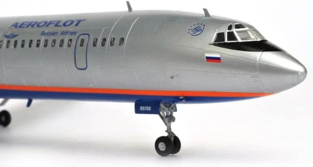 Zvezda 500787004 Tupolev TU-154M Airliner 1:144