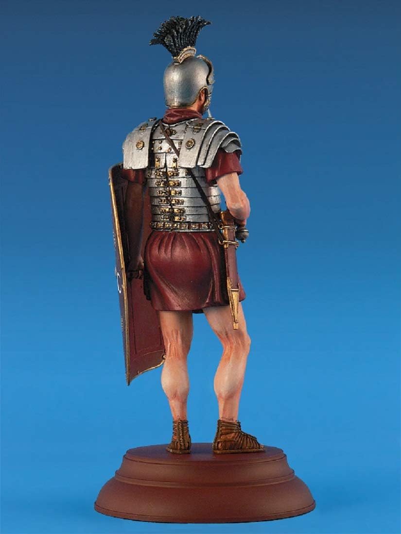 Miniart 1:16 Scale Praetorian Guardsman II century A.D. Plastic Model Kit (Grey