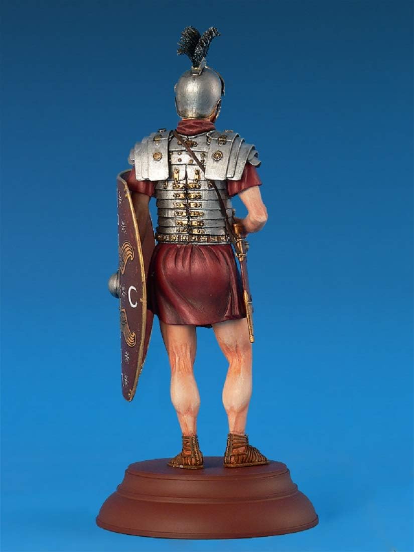 Miniart 1:16 Scale Praetorian Guardsman II century A.D. Plastic Model Kit (Grey