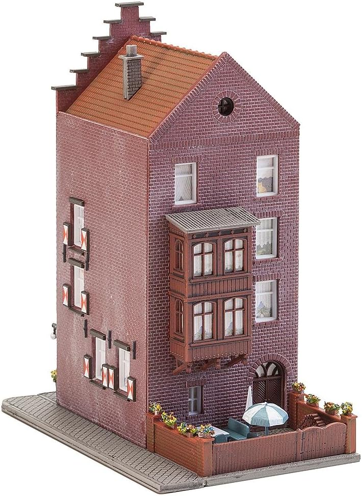 Faller 232334 Old Town House w/Bar N Scale Building Kit