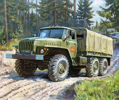Zvezda 500787417-1:100 Ural Truck