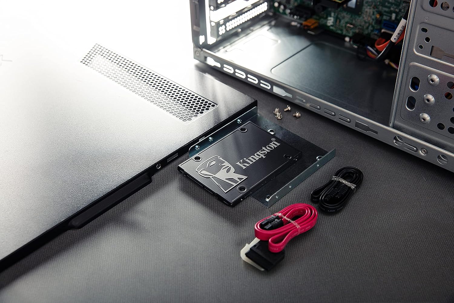 Kingston KC600 SSD SKC600/512G Interne SSD 2.5" SATA Rev 3.0, 3D TLC, XTS AES 256-Bit-Verschlüsselung