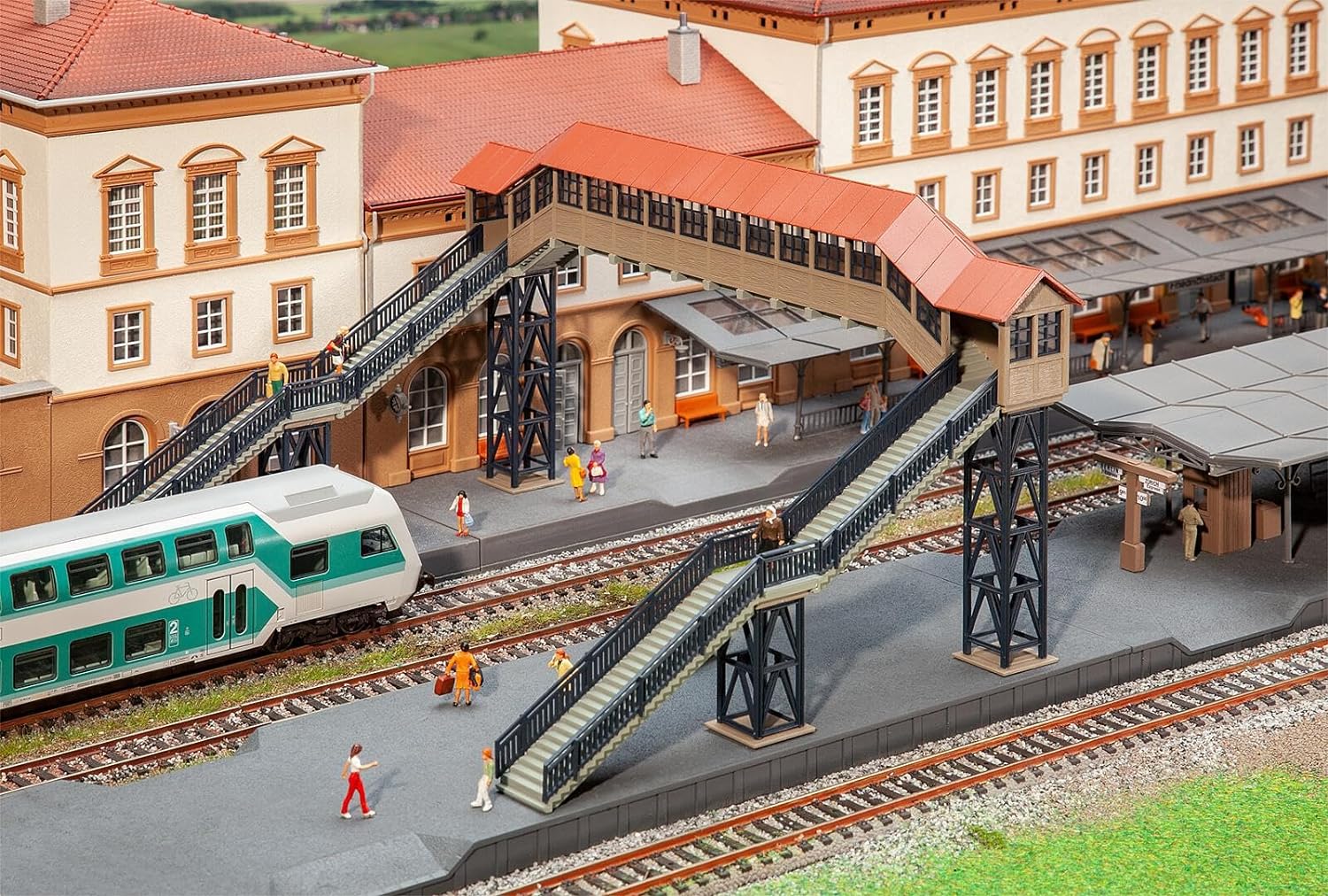 Faller FA120109 Pedestrian Bridge with Canopy Model Kit, Various