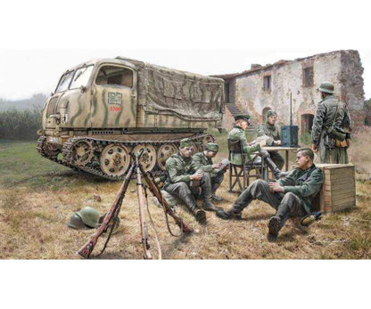 Italeri Steyr RSO/01 W/Germ. Soldiers + Access