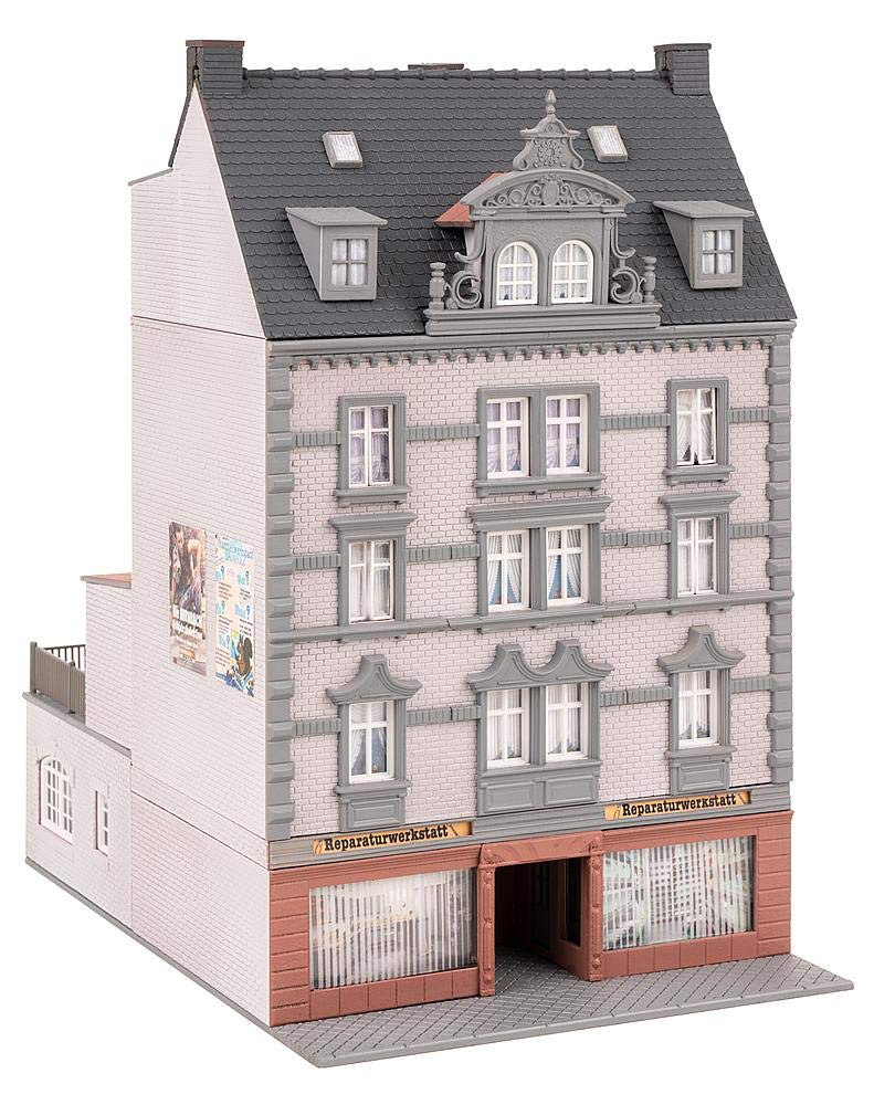 Faller FA130705 Stadthaus mit Reparaturwerkstatt Modellbausatz, verschieden, One Size