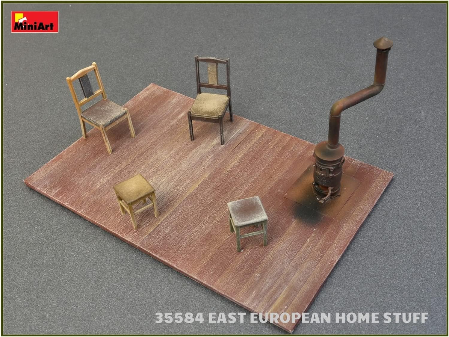 Miniart MIN35584 East European Home Stuff Model Kit, Various, Mittel