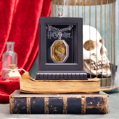 The Noble Collection Harry Potter The Horcrux Locket - 1.8in (4.5cm) Locket on Chain with Wooden Display Case - Officially Licensed Film Movie Props Gifts Jewellery