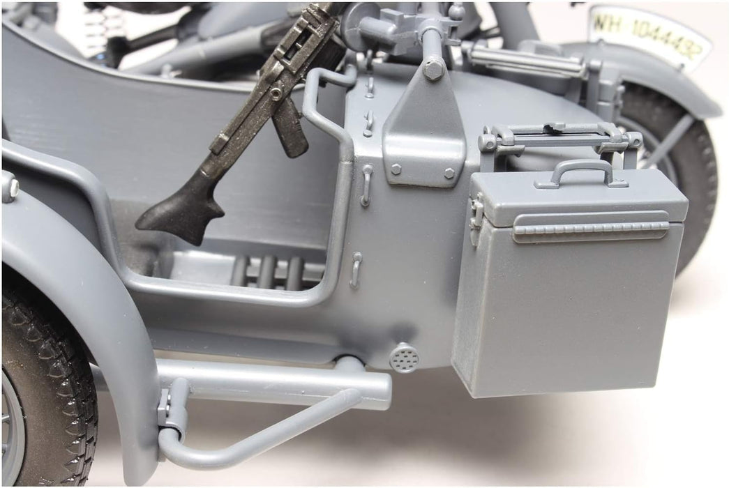 Italeri 7406 510007406 – 1:9 Zündapp KS 750 Building, Stand Model Making, Crafts, Hobby, Gluing, Plastic Kit, Unvarnished