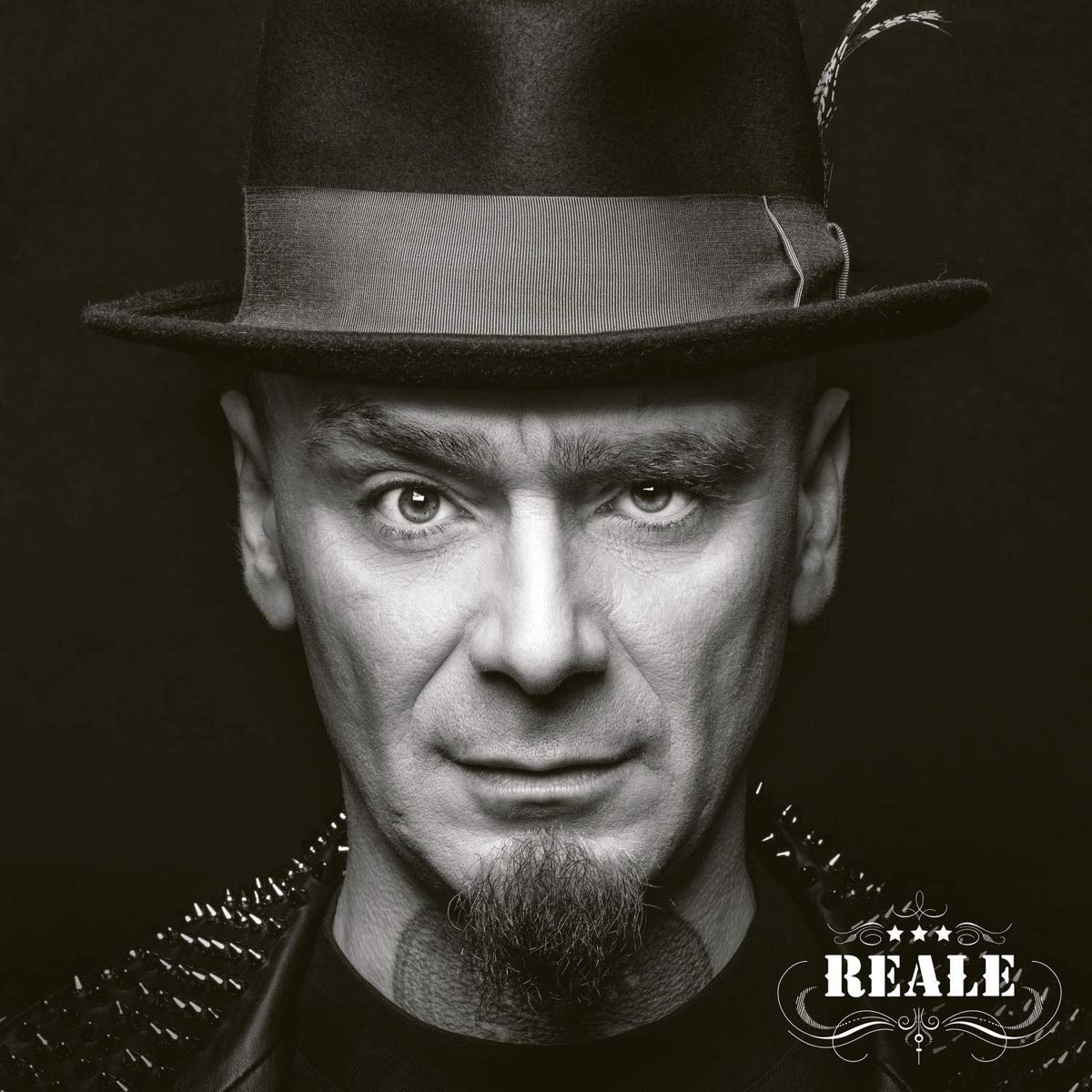 Reale Includes Pashmina & Playing Cards