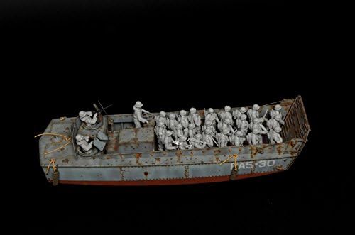 Italeri IT6524 6524S 1/35 LCVP w/US Infantry Model KIT, Unpainted, Arial Toys & Games Ltd329
