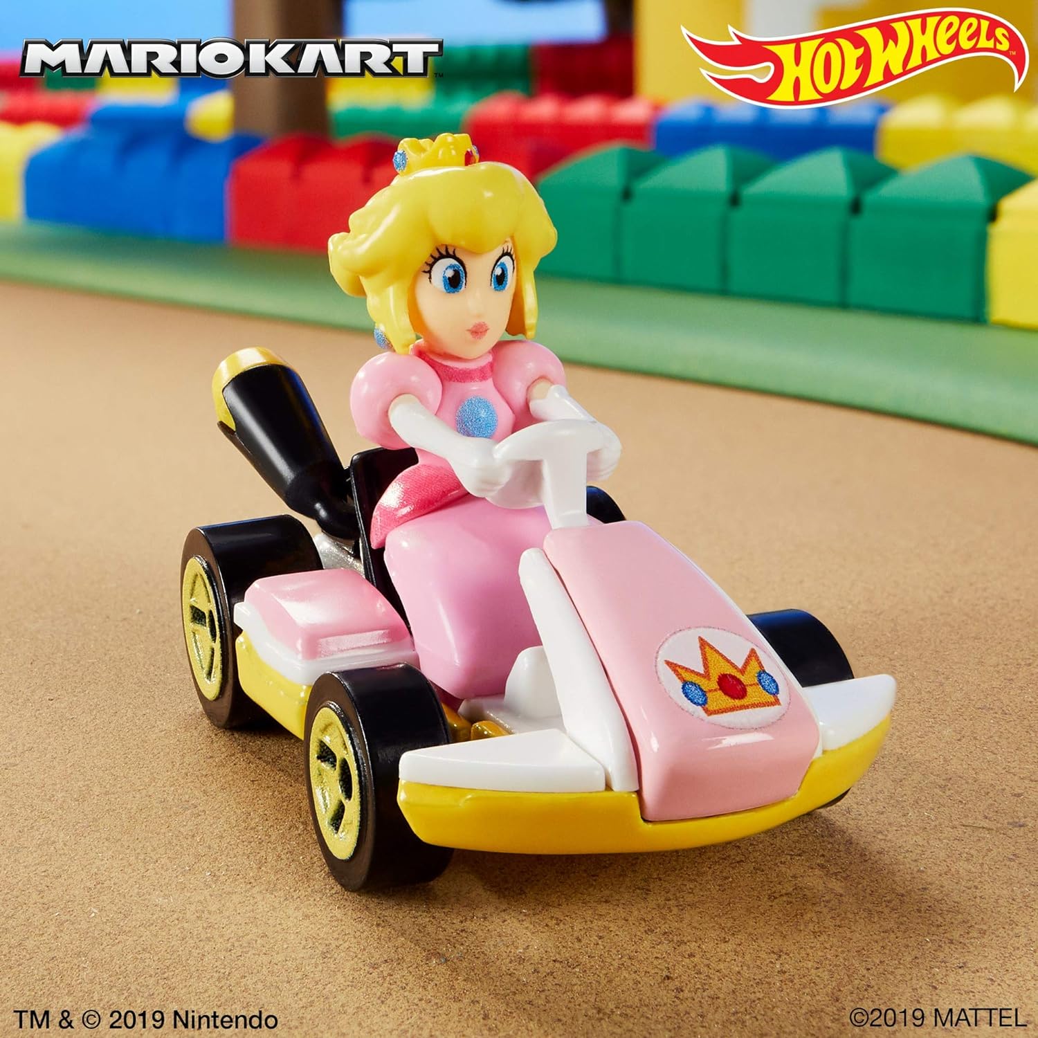Hot Wheels Mario Kart Characters and Karts as Hot Wheels 1:64 Die-Cast Cars, GBG28 Peach