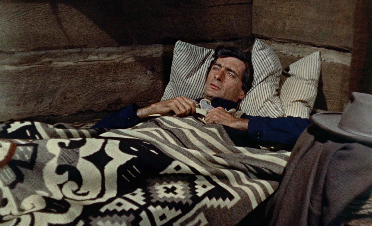 JOHNNY GUITAR-GEJAGT, GEH - MO