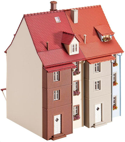 Faller FA130495-2 small town houses with bay - 103 x 62 x 142 mm - 110 x 62 x 152 mm