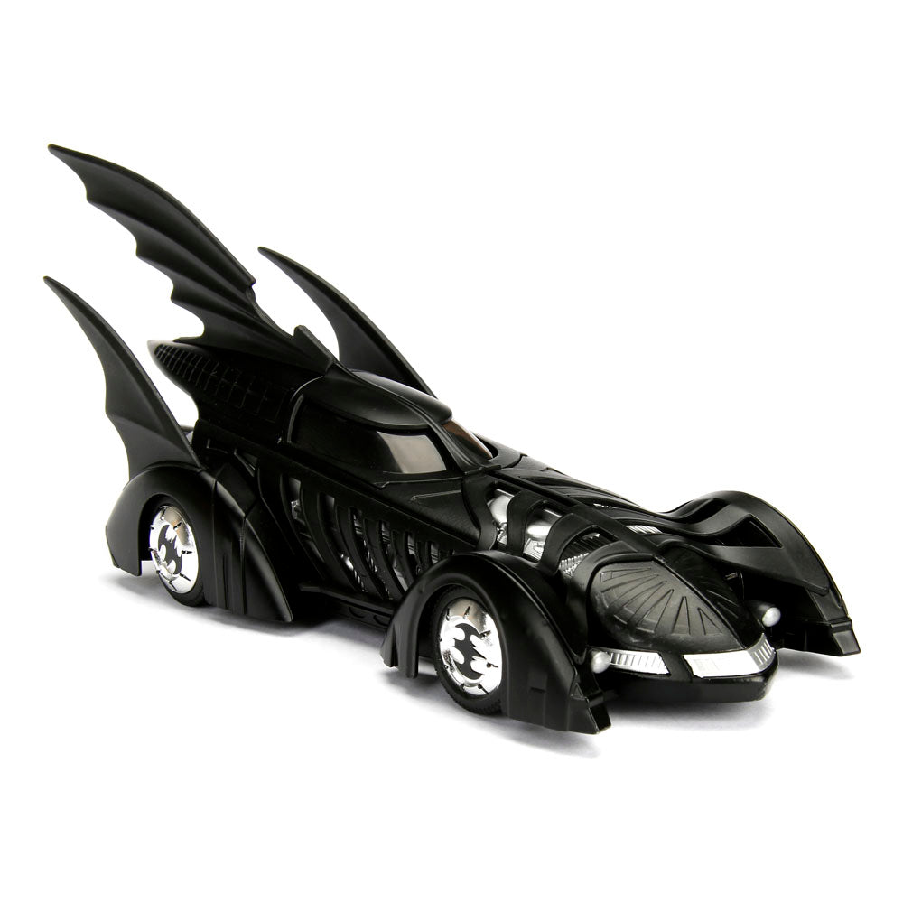 Jada Toys 253215003 Batmobil 1995, hochdetailiertes 1:24 Modellauto inkl. Batman-Figur, Cockpit und Türen können geöffnet werden, mit Freilauf, schwarz