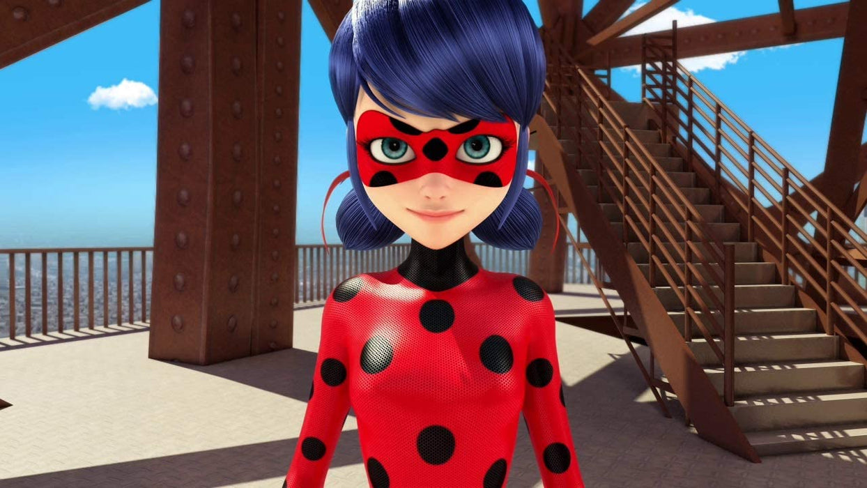 Miraculous: Tales of Ladybug and Cat Noir - Season 2 Queen Wasp & Other Stories (Vol 4)