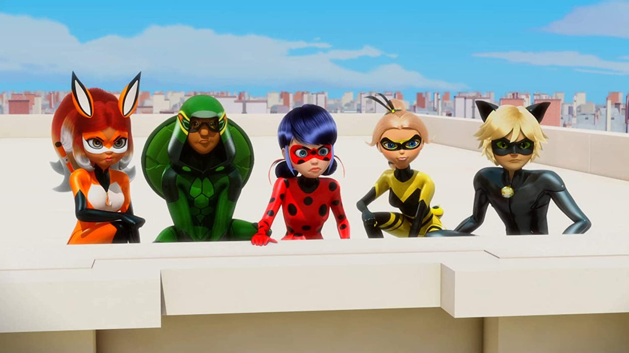 Miraculous: Tales of Ladybug and Cat Noir - Season 2 Queen Wasp & Other Stories (Vol 4)