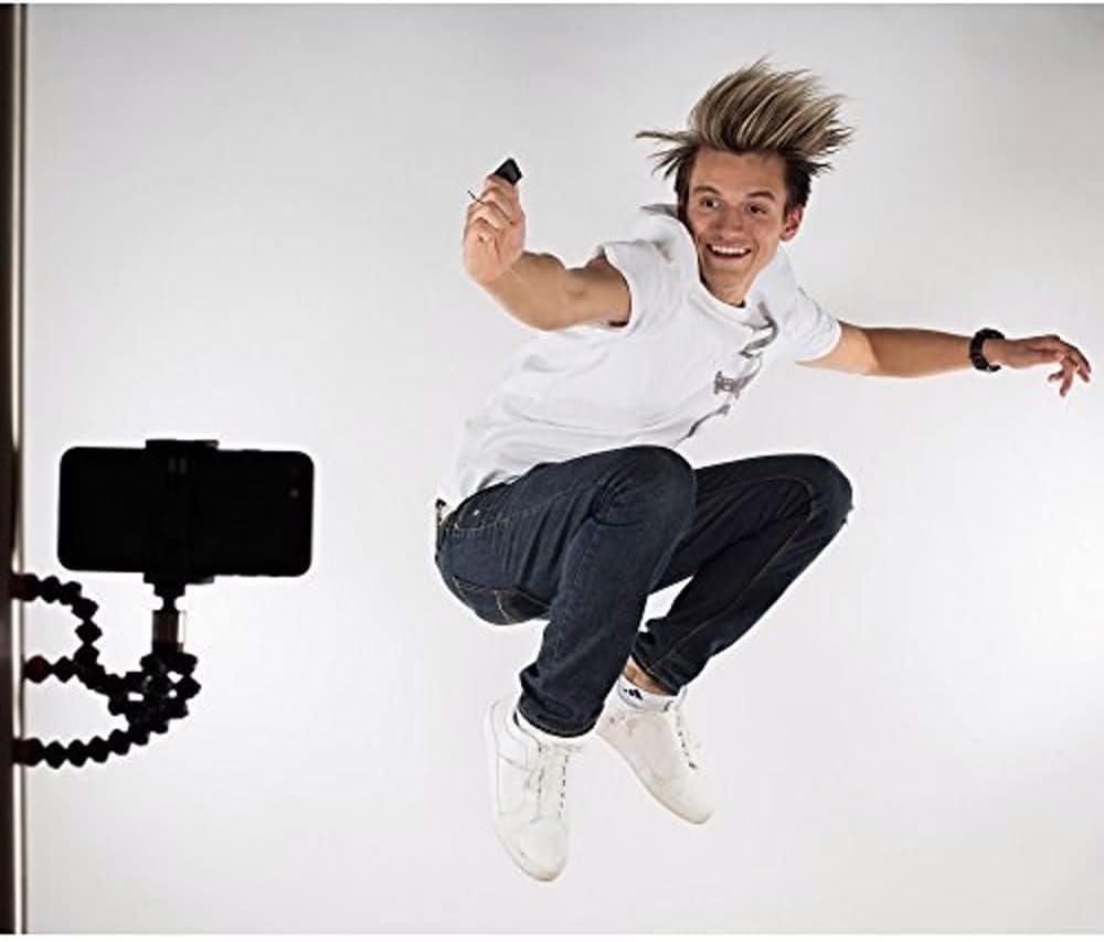 JOBY Impulse, Wireless Remote Control for Smartphones, Compatible with iPhone and Android, with Bluetooth up to 27m, for Remote Photos, Selfie, Self-Timer, Live Stream, for Content Creators, Vloggers